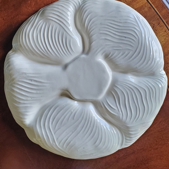 MCM Cabbage Divided Platter Green 12" - Picture 2 of 2